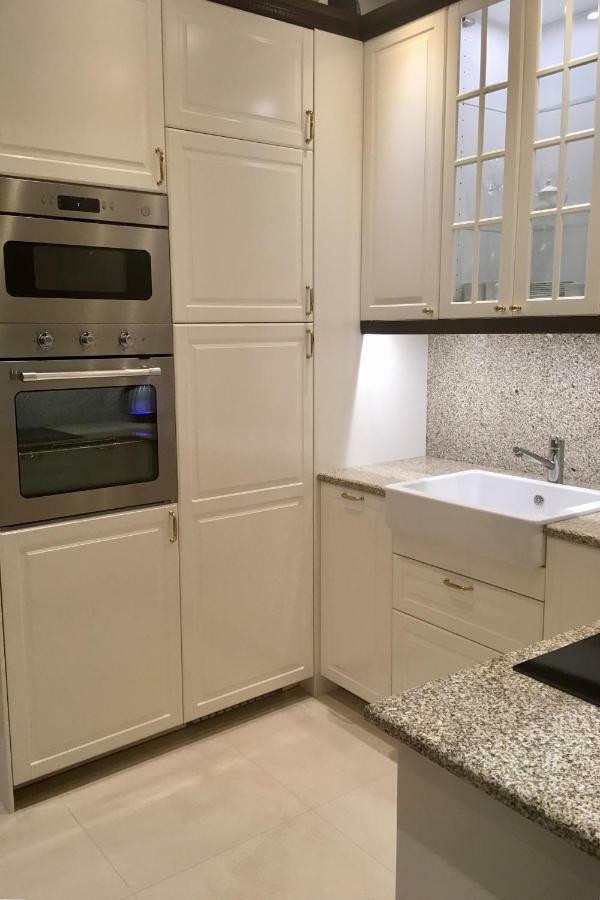 Villa La Val, Apartamenty Wałbrzych Extérieur photo