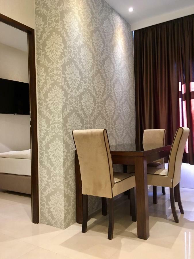 Villa La Val, Apartamenty Wałbrzych Extérieur photo